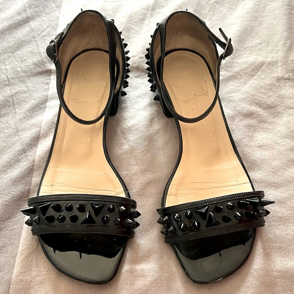 Christian louboutin flat sandals